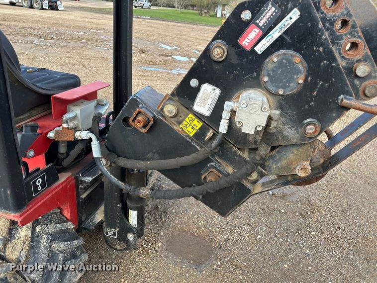 image for item DQ0822 2014 Toro  Pro sneak 360 cable plow