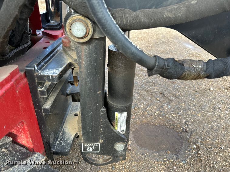 image for item DQ0822 2014 Toro  Pro sneak 360 cable plow