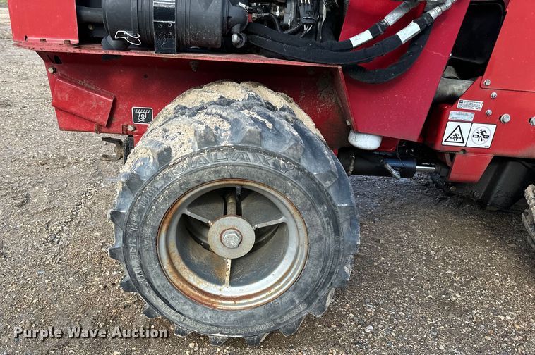 image for item DQ0822 2014 Toro  Pro sneak 360 cable plow