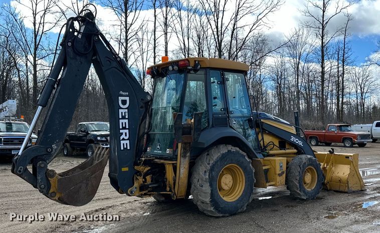 image for item DQ0824 2015 John Deere 310SL backhoe