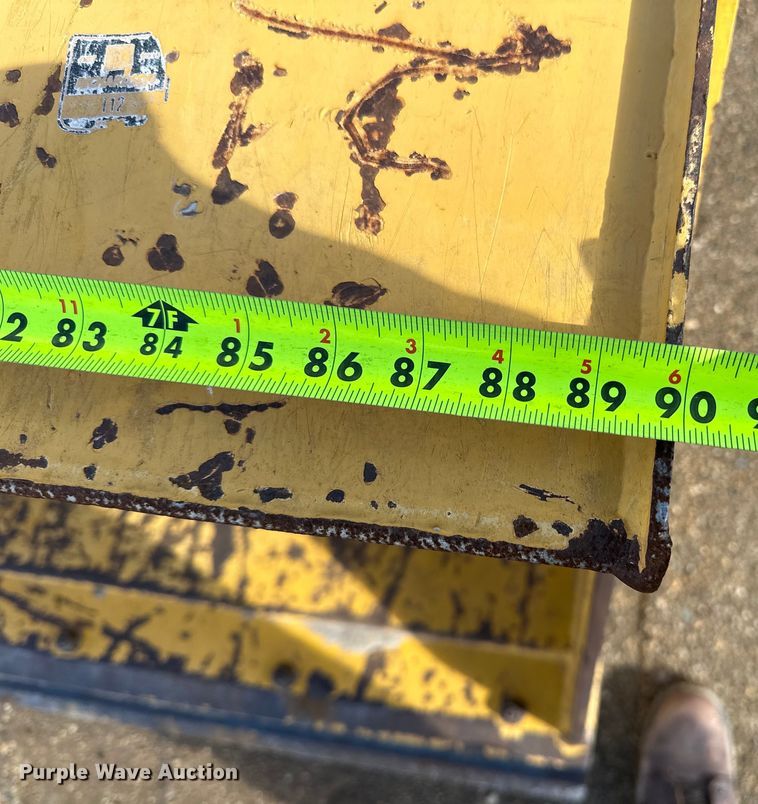 image for item DQ0824 2015 John Deere 310SL backhoe