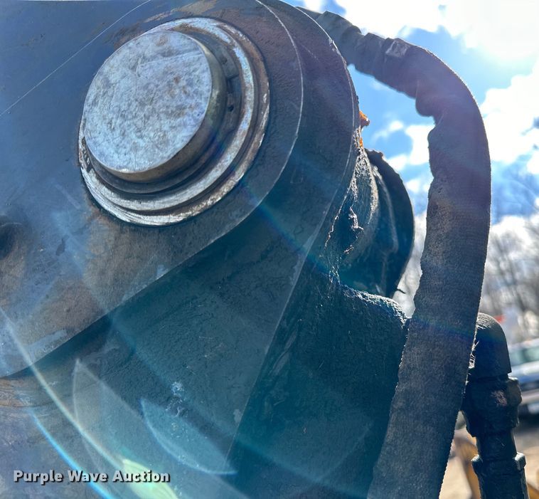 image for item DQ0824 2015 John Deere 310SL backhoe