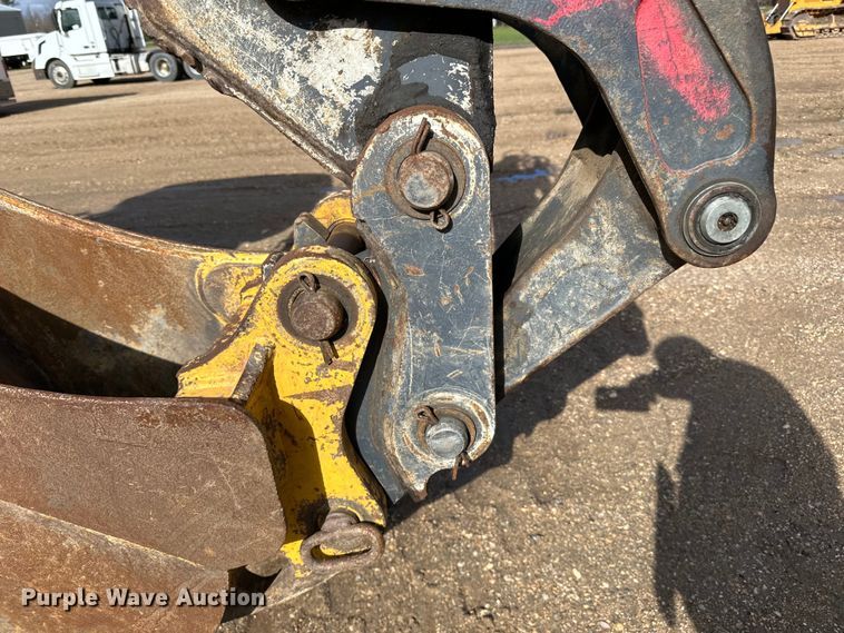 image for item DQ0824 2015 John Deere 310SL backhoe