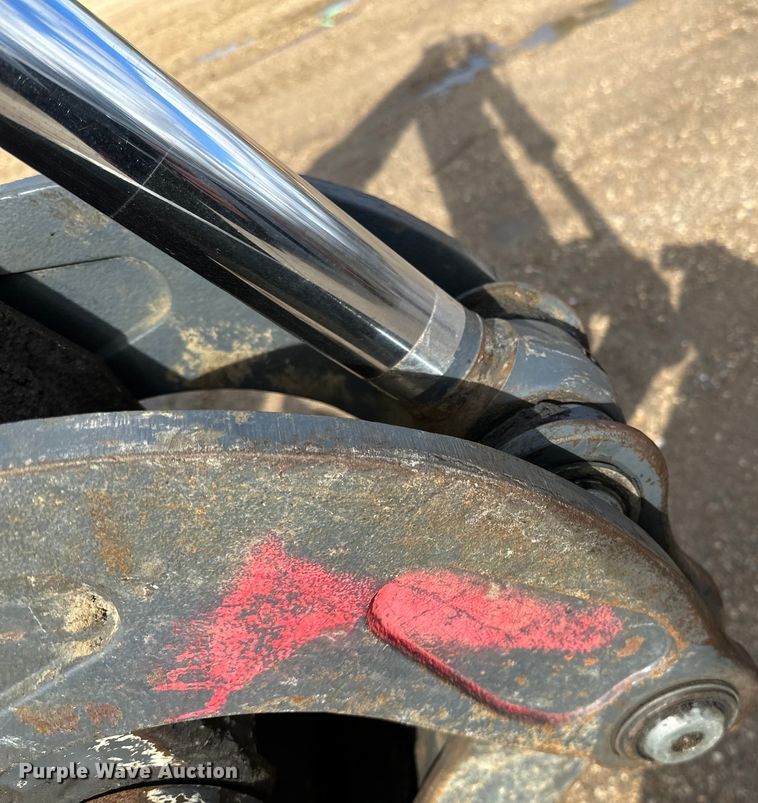 image for item DQ0824 2015 John Deere 310SL backhoe