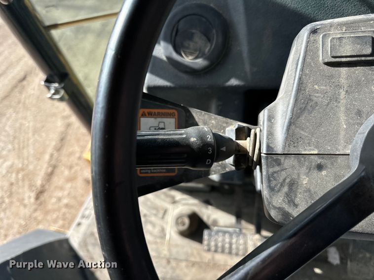 image for item DQ0824 2015 John Deere 310SL backhoe