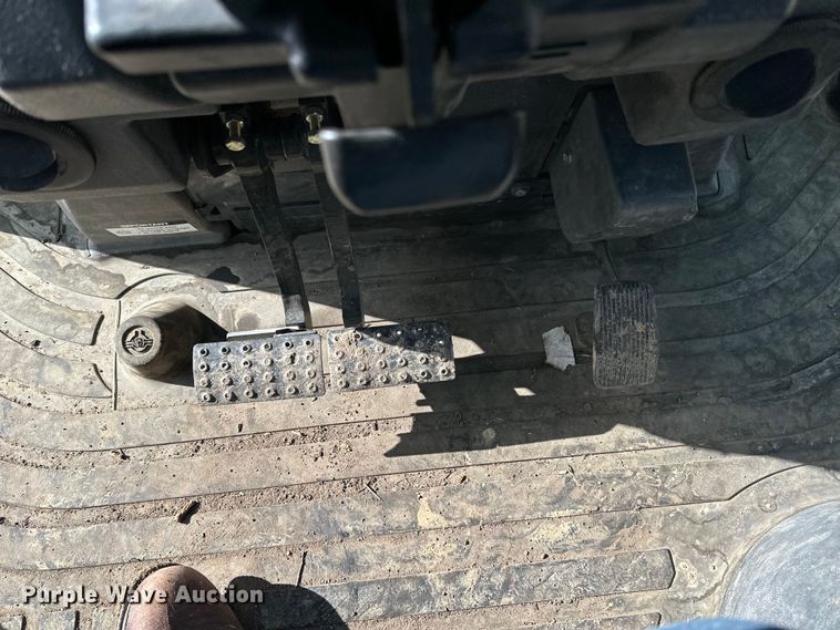 image for item DQ0824 2015 John Deere 310SL backhoe