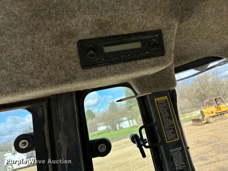 image for item DQ0824 2015 John Deere 310SL backhoe