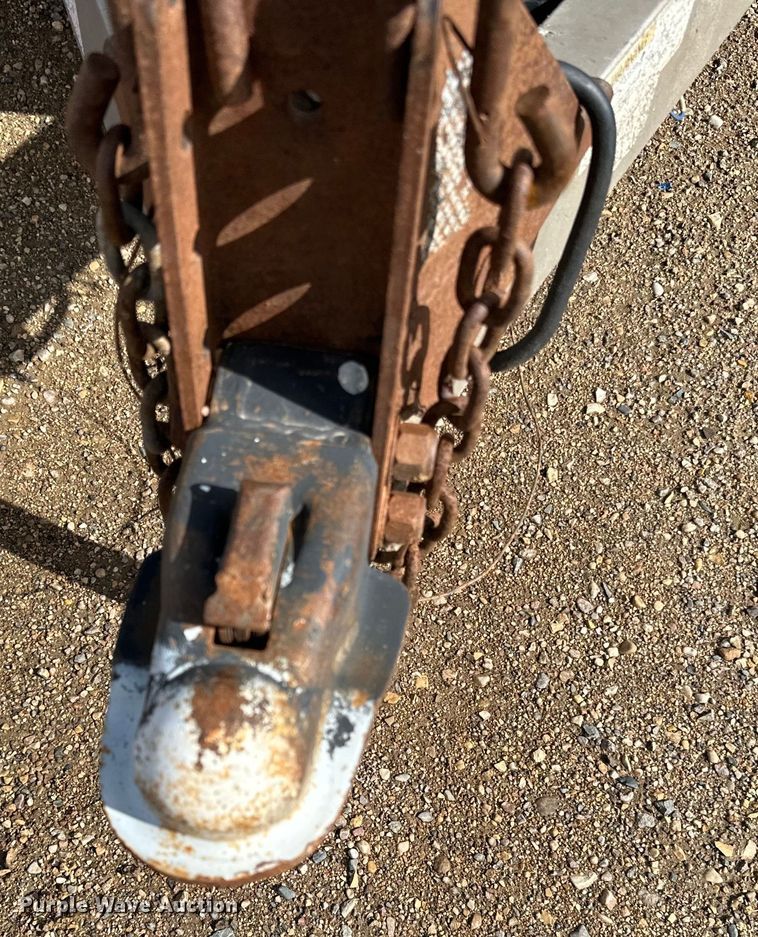 image for item DQ0825 2013 InTech fiber optic splice trailer