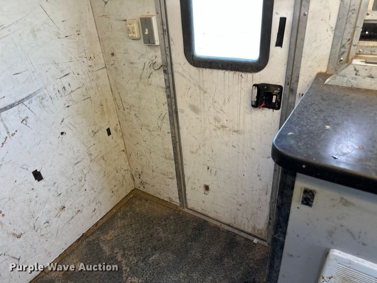 image for item DQ0825 2013 InTech fiber optic splice trailer