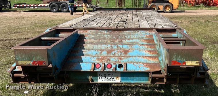 image for item DQ0826 1997 Felling  equipment trailer