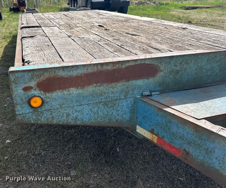 image for item DQ0826 1997 Felling  equipment trailer