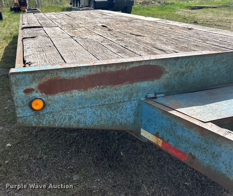 image for item DQ0826 1997 Felling  equipment trailer