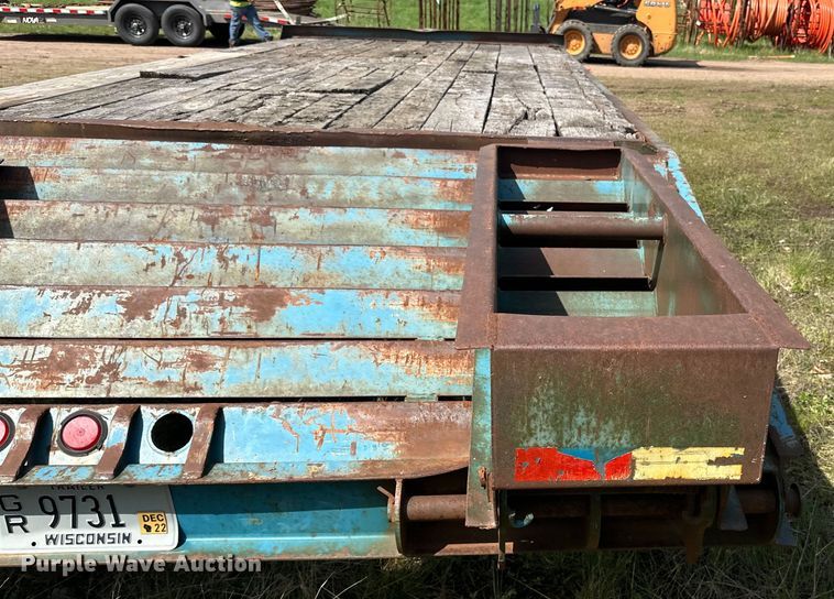 image for item DQ0826 1997 Felling  equipment trailer