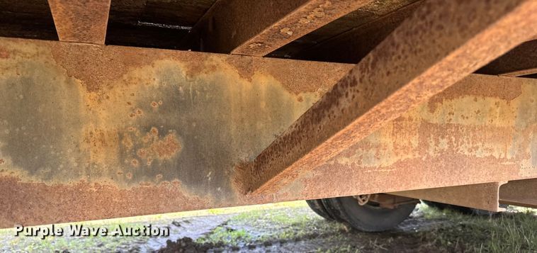 image for item DQ0826 1997 Felling  equipment trailer