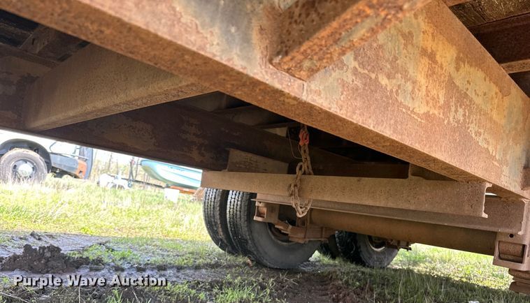 image for item DQ0826 1997 Felling  equipment trailer