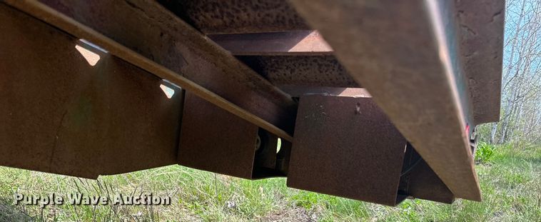 image for item DQ0826 1997 Felling  equipment trailer