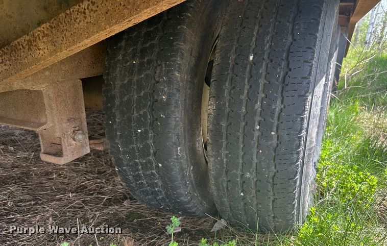 image for item DQ0826 1997 Felling  equipment trailer