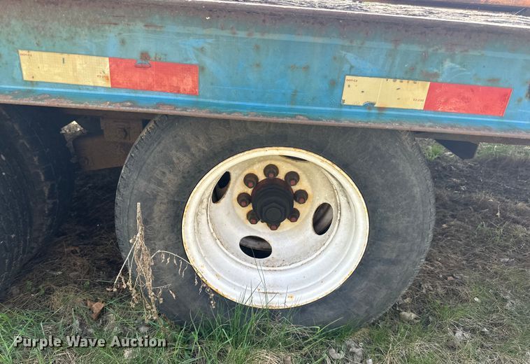 image for item DQ0826 1997 Felling  equipment trailer