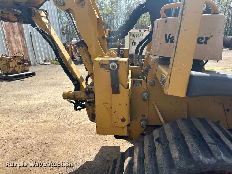 image for item DQ0827 2011 Vermeer  RTX750 cable plow