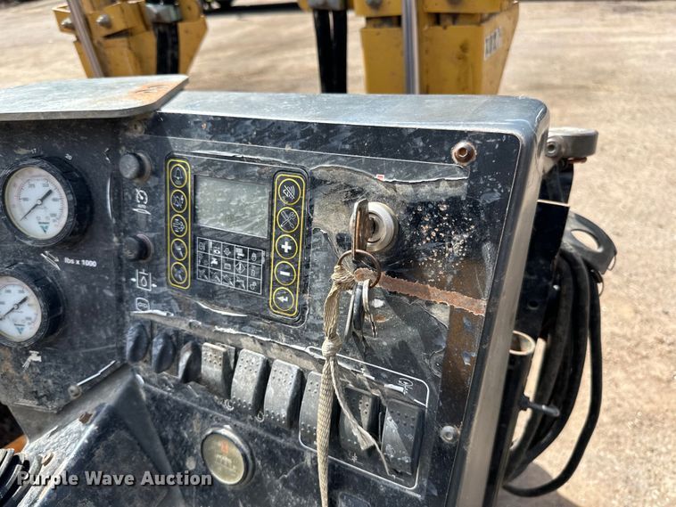 image for item DQ0828 2013 Vermeer D20X22 II directional boring unit