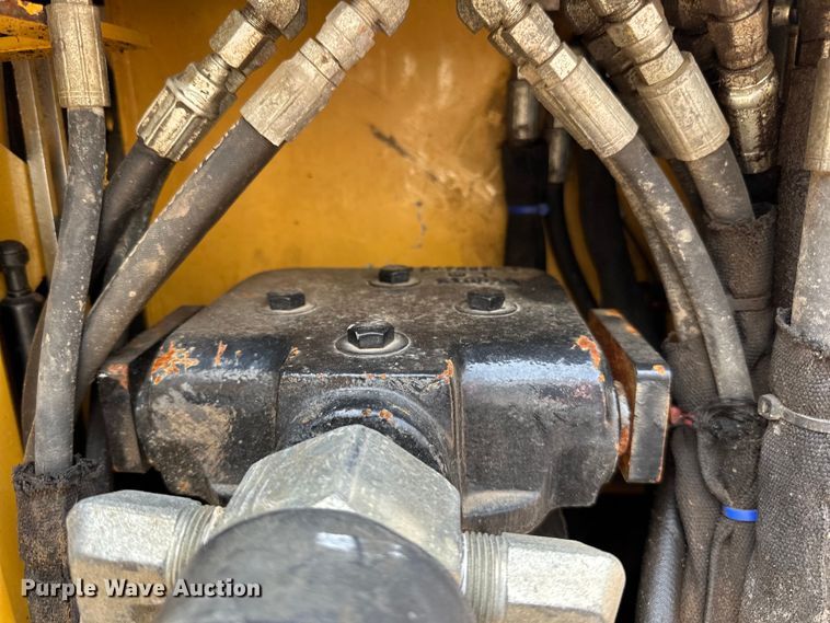 image for item DQ0828 2013 Vermeer D20X22 II directional boring unit