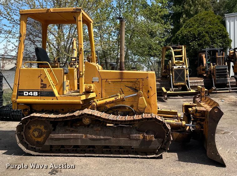 image for item DQ0829 1988 Caterpillar  D4B dozer