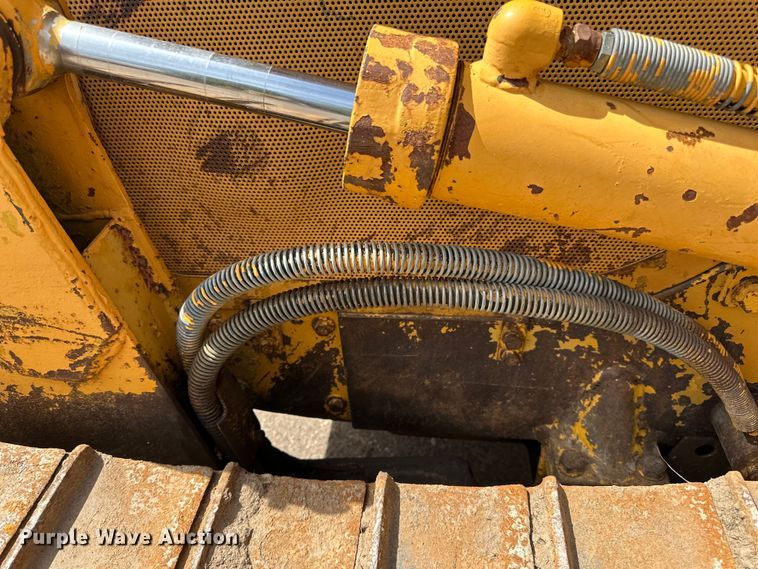 image for item DQ0829 1988 Caterpillar  D4B dozer