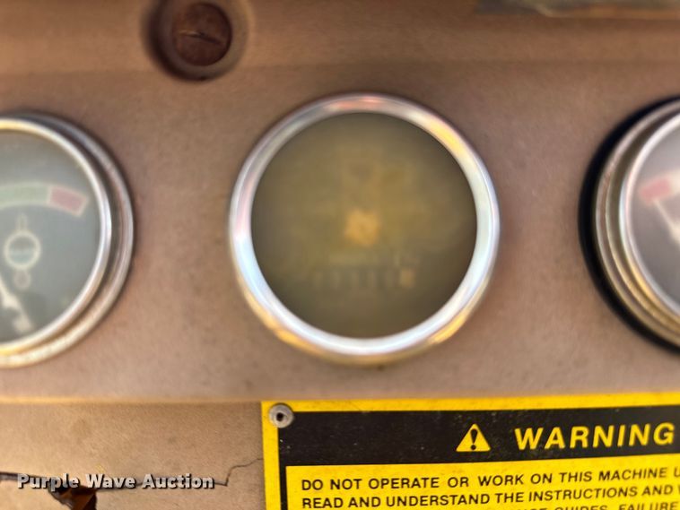 image for item DQ0829 1988 Caterpillar  D4B dozer