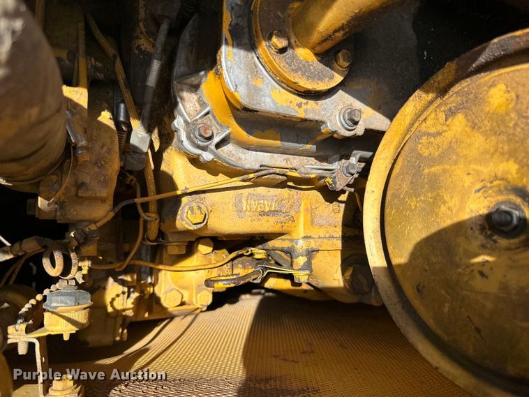 image for item DQ0829 1988 Caterpillar  D4B dozer
