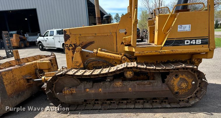 image for item DQ0829 1988 Caterpillar  D4B dozer