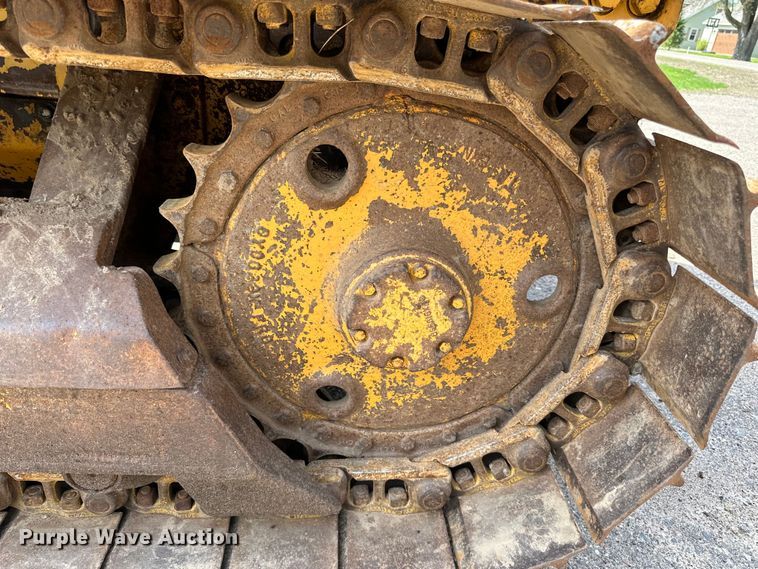 image for item DQ0829 1988 Caterpillar  D4B dozer