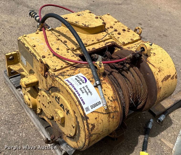 image for item DQ0830 Caterpillar 53  dozer winch