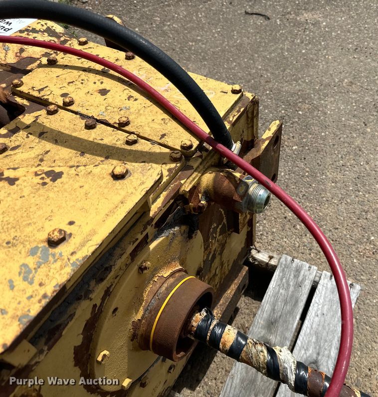 image for item DQ0830 Caterpillar 53  dozer winch