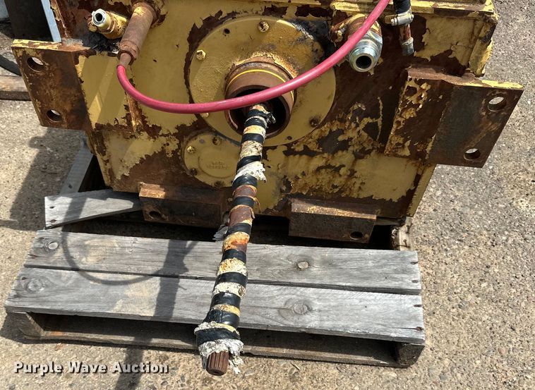 image for item DQ0830 Caterpillar 53  dozer winch