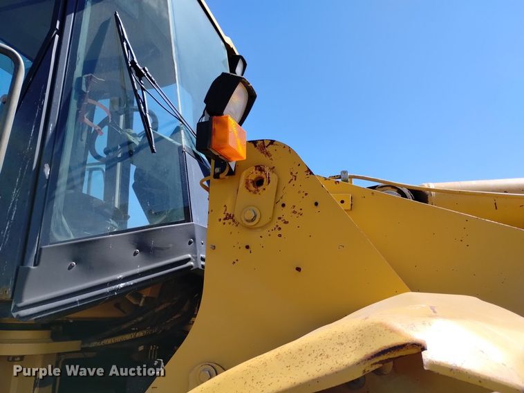 image for item DQ6081 1999 Caterpillar 966G wheel loader