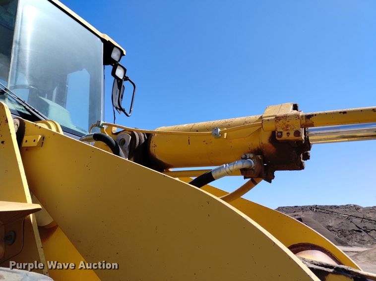 image for item DQ6081 1999 Caterpillar 966G wheel loader