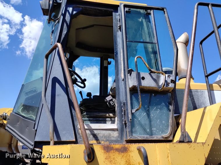 image for item DQ6081 1999 Caterpillar 966G wheel loader