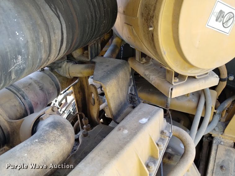 image for item DQ6081 1999 Caterpillar 966G wheel loader