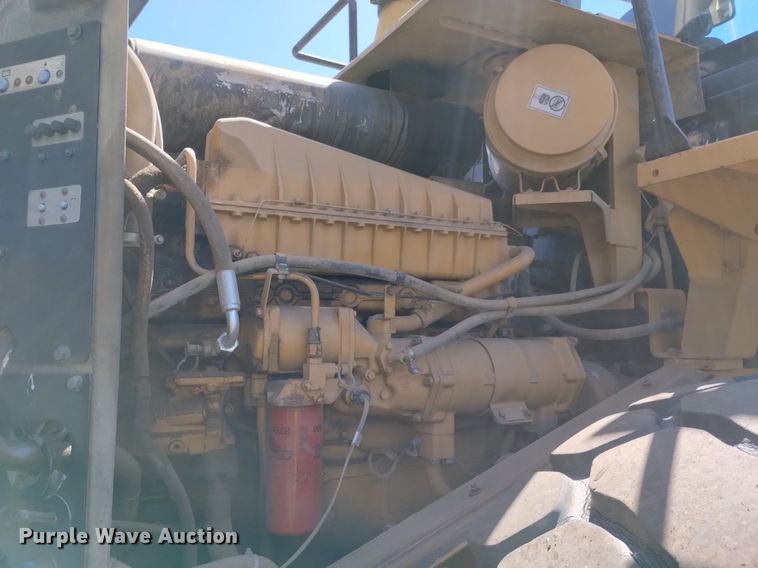 image for item DQ6081 1999 Caterpillar 966G wheel loader