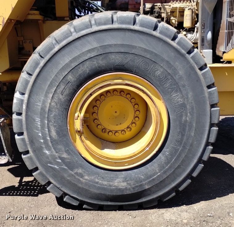 image for item DQ6081 1999 Caterpillar 966G wheel loader