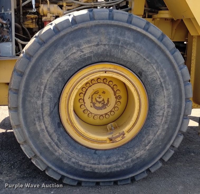 image for item DQ6081 1999 Caterpillar 966G wheel loader