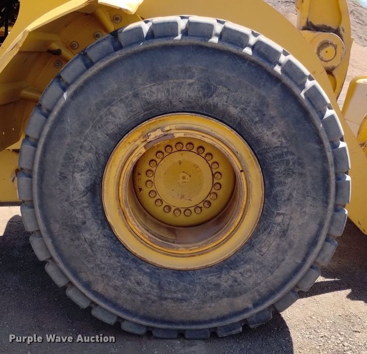 image for item DQ6081 1999 Caterpillar 966G wheel loader