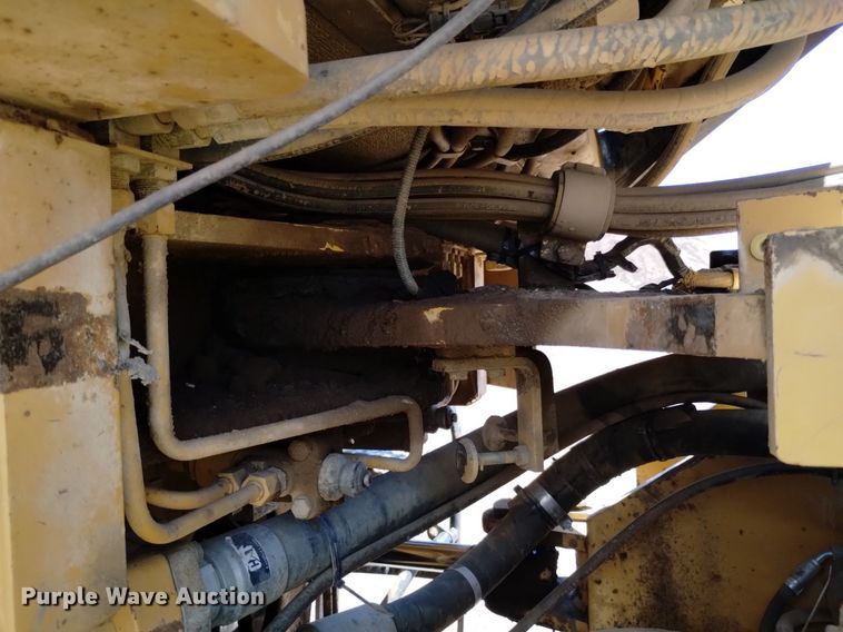 image for item DQ6082 1999 Caterpillar 966G wheel loader