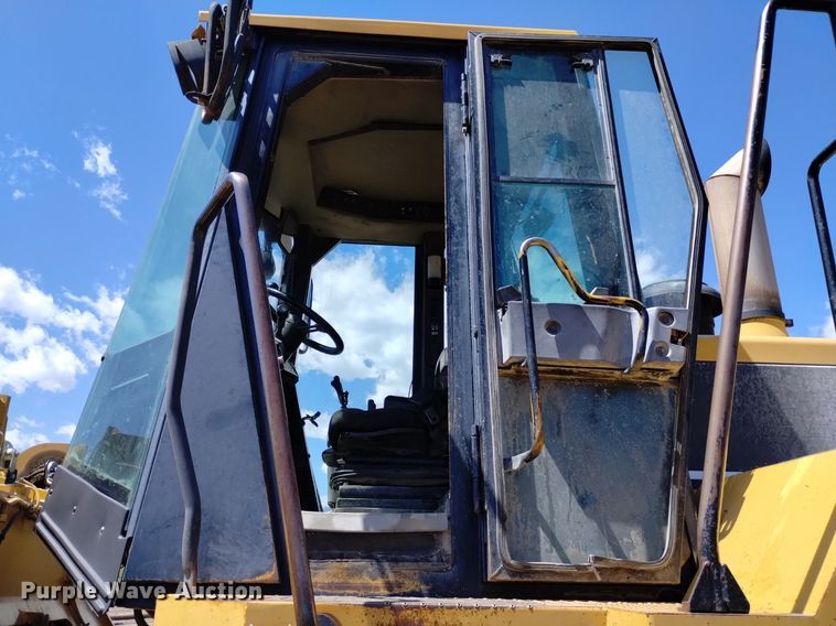 image for item DQ6082 1999 Caterpillar 966G wheel loader