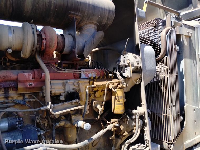 image for item DQ6082 1999 Caterpillar 966G wheel loader