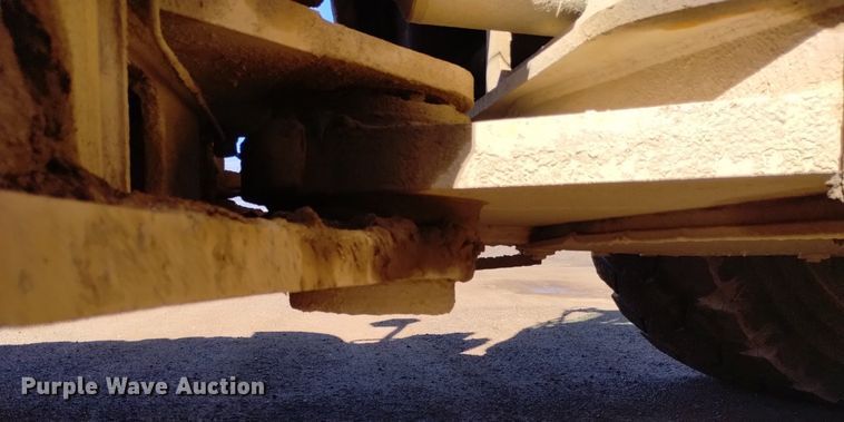 image for item DQ6085 2007 Caterpillar 980H wheel loader