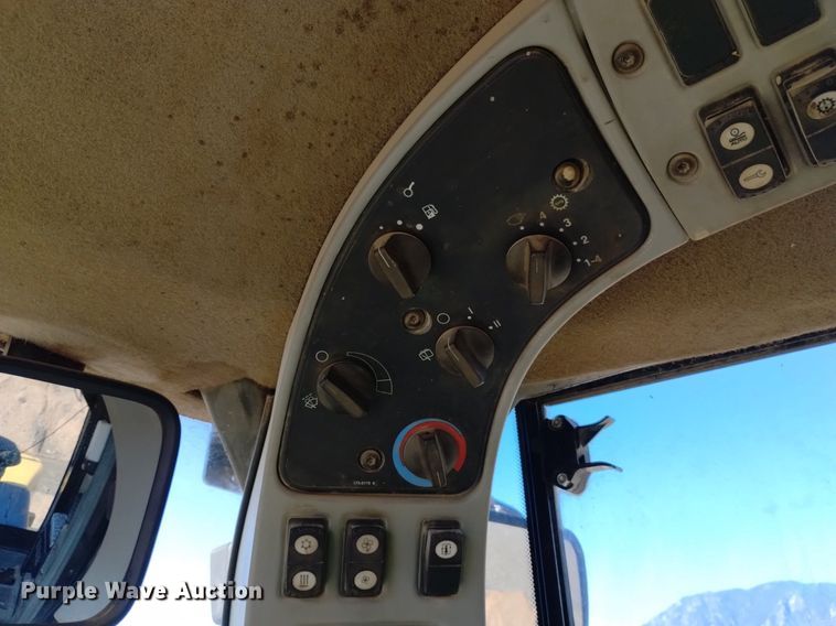 image for item DQ6085 2007 Caterpillar 980H wheel loader