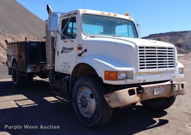 image for item DQ6086 1989 International 4900 utility / service truck