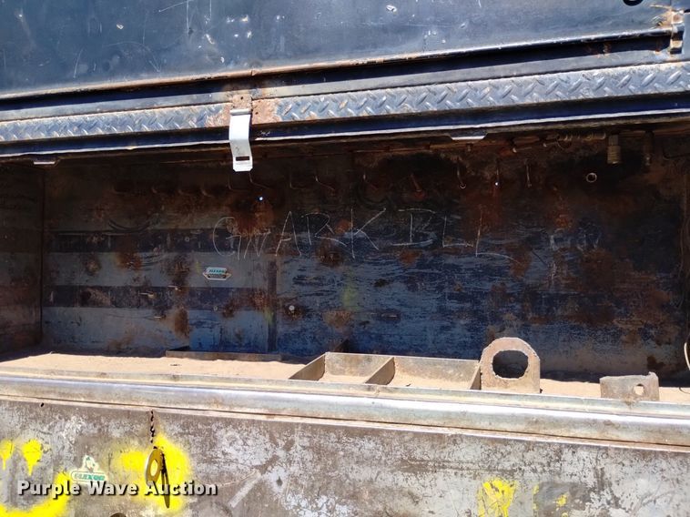 image for item DQ6086 1989 International 4900 utility / service truck