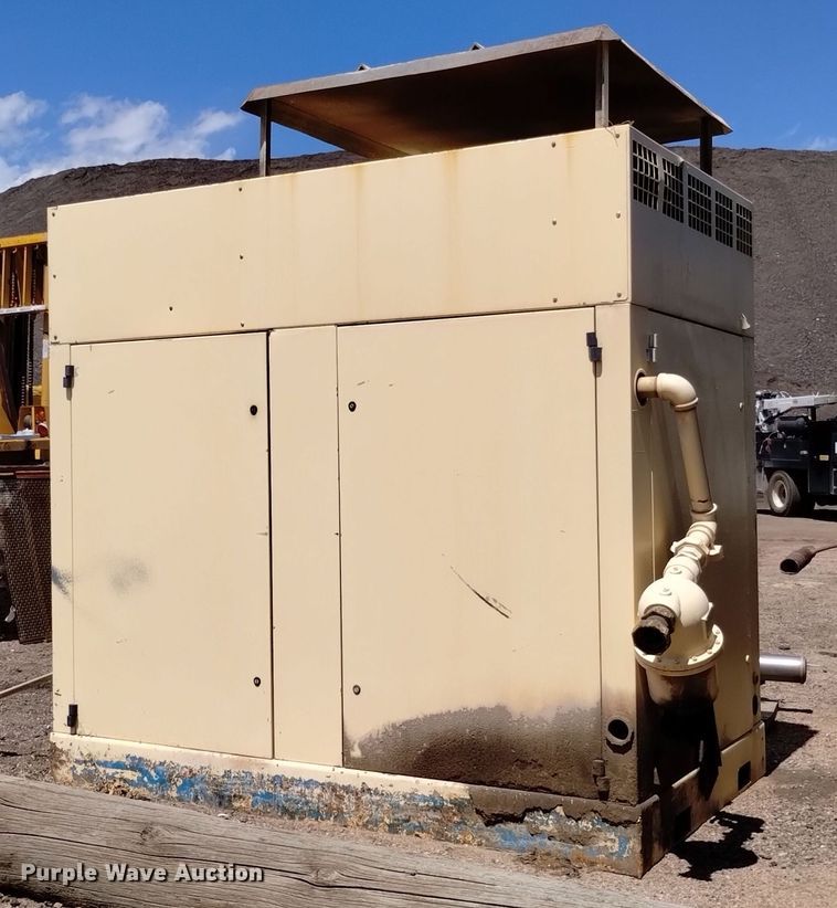 image for item DQ6089 2001 Quincy  QSF125-100 air compressor